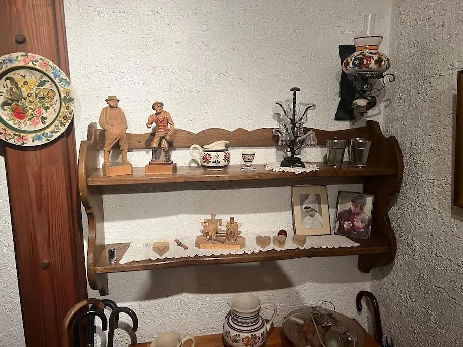 שוויינפורט Repraesentative Unterfraenkische Bauern-Wohnung 0*,